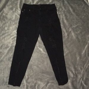 Black ripped cropped skinny jeans. Make offers!!